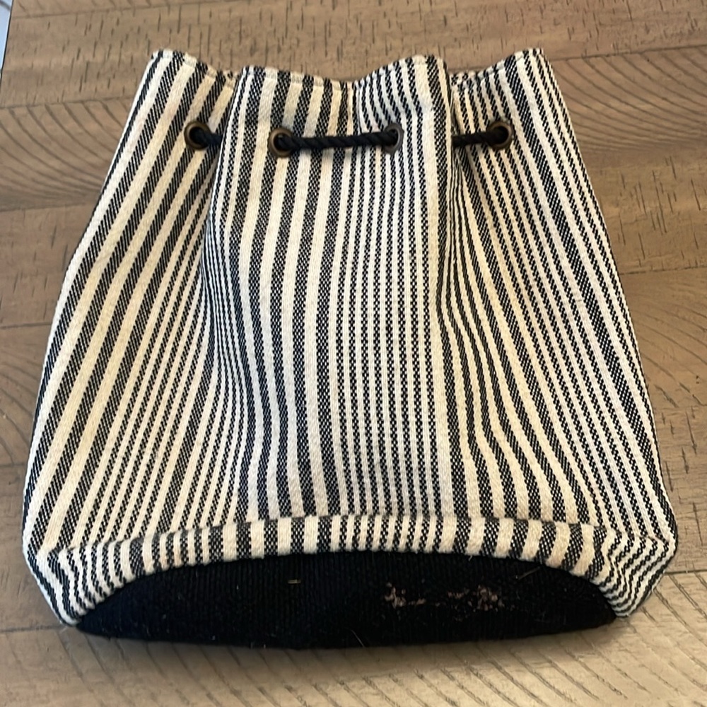 Universal Thread Black And White Boho Beach Sling… - image 1